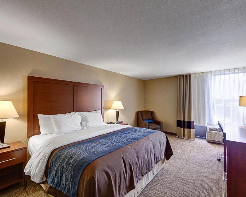 Holiday Inn Express & Suites Plano East - Richardson By Ihg Exterior photo