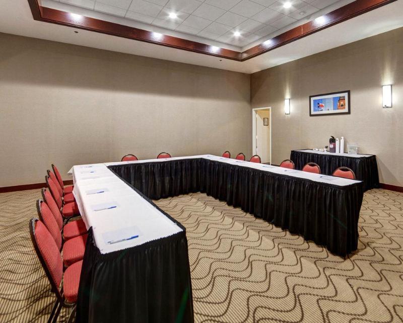 Holiday Inn Express & Suites Plano East - Richardson By Ihg Exterior photo